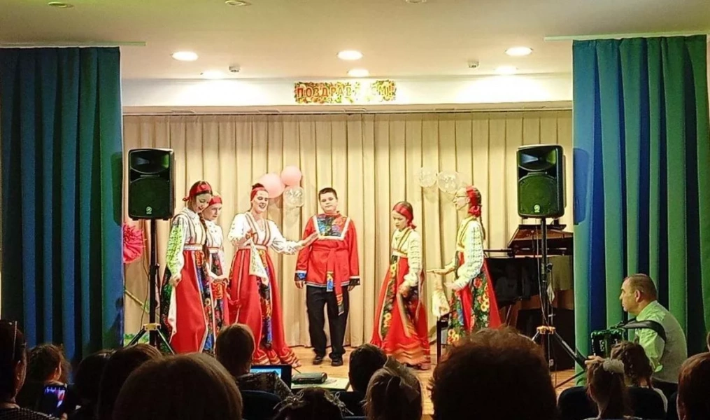 «Музыка. Женщина. Весна.»