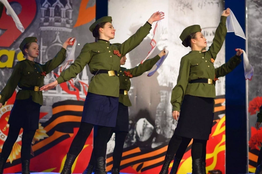 Праздничный концерт «И пусть войну знаем по кино.»