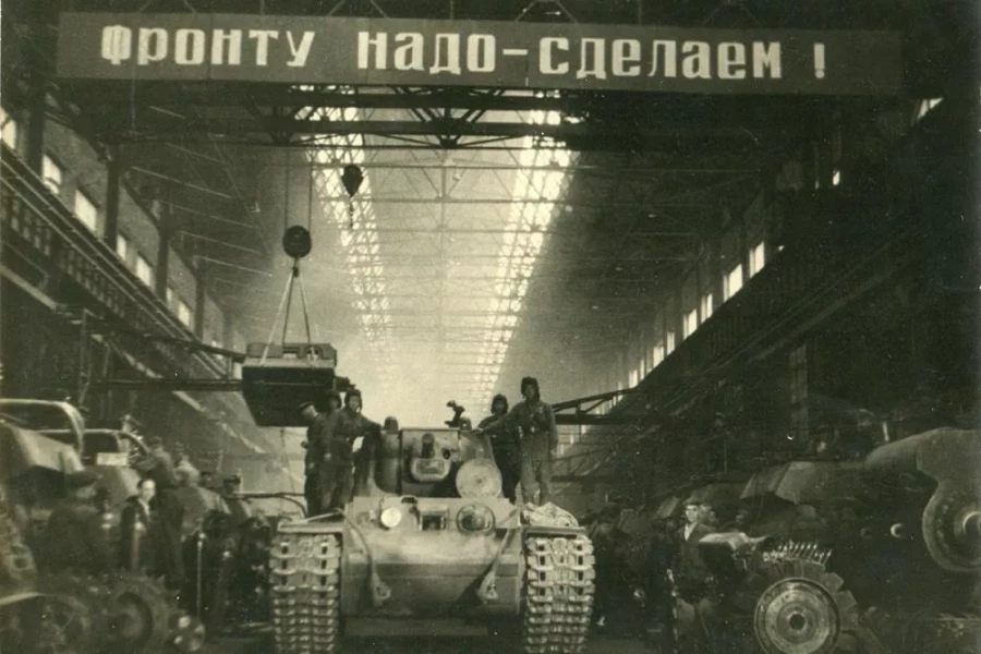 Выставка «Мастера Победы: конструкторы и создатели»