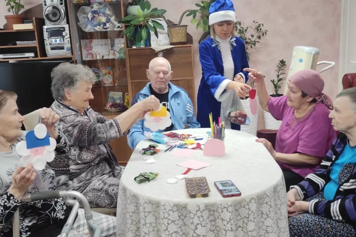 «Новогодний калейдоскоп»