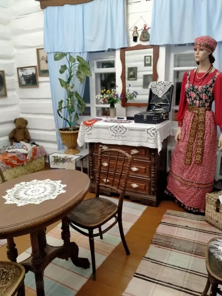 Изделия Ларьякских мастериц