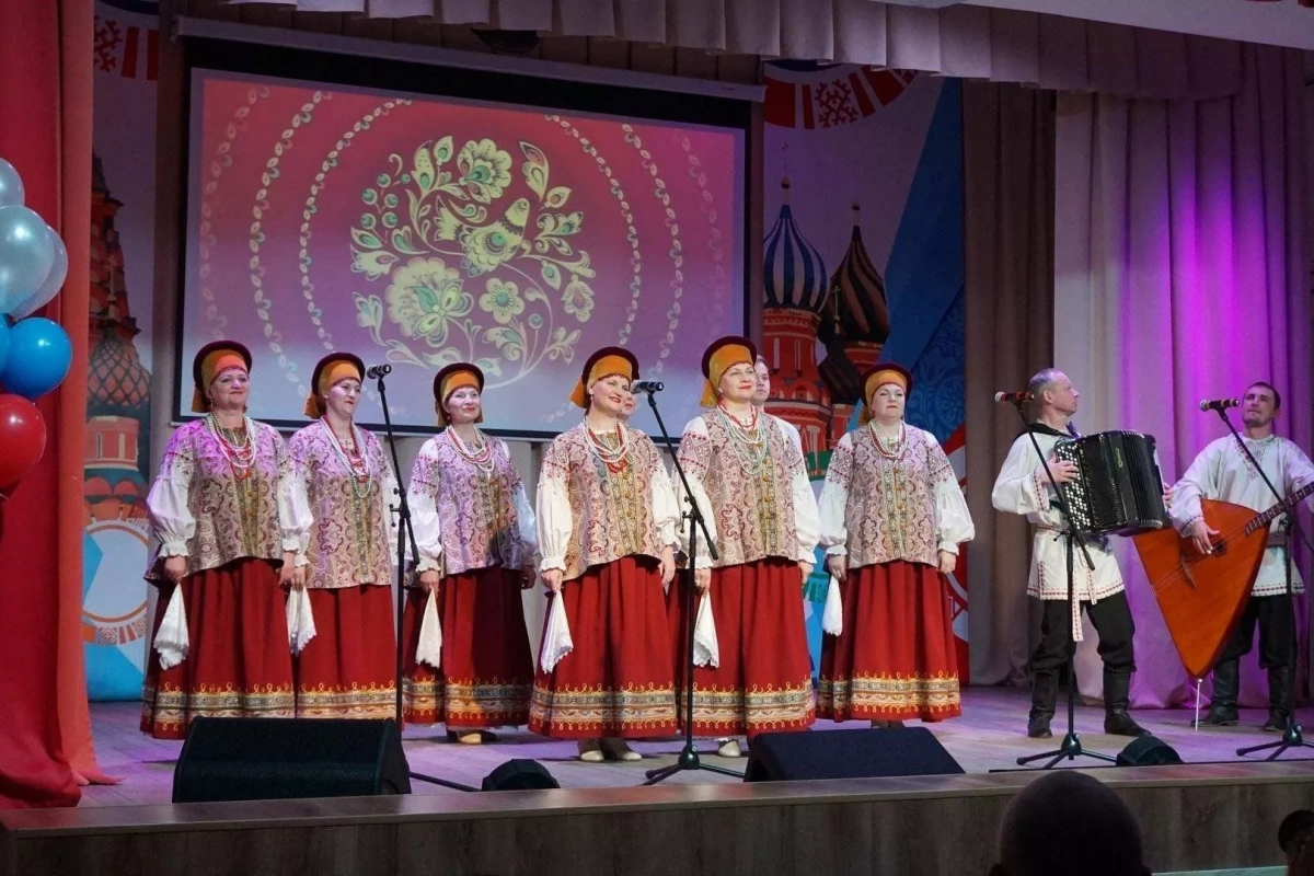 Лекция-концерт «Народная песня вместе с нами»