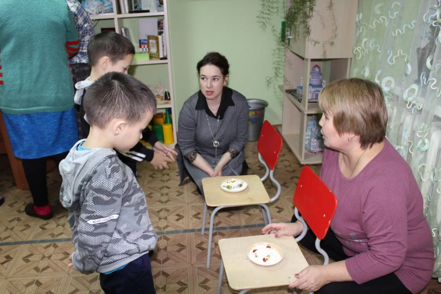 Тематический вечер «О той, кто дарует нам жизнь и тепло»