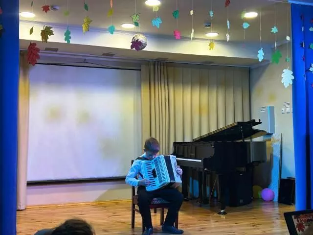 Листая музыкальный календарь