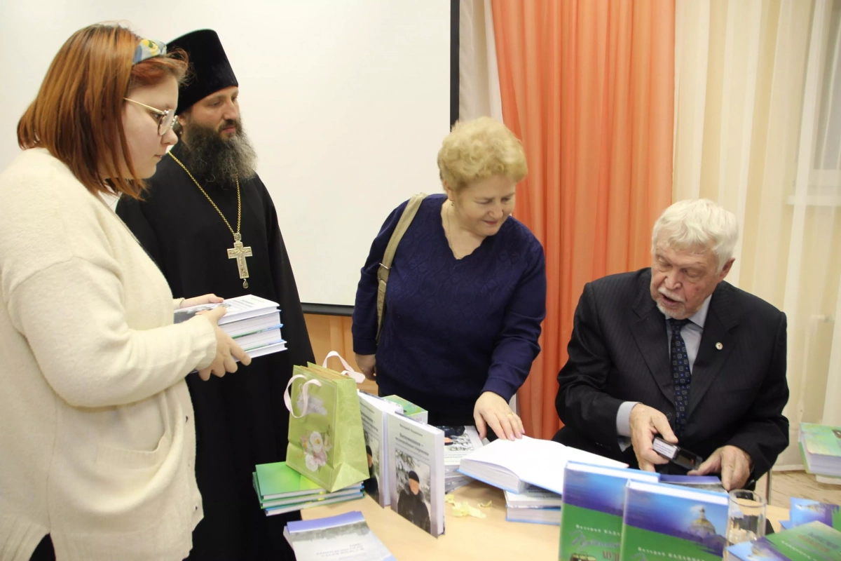 Встреча с писателем «О книгах, о времени, о себе»