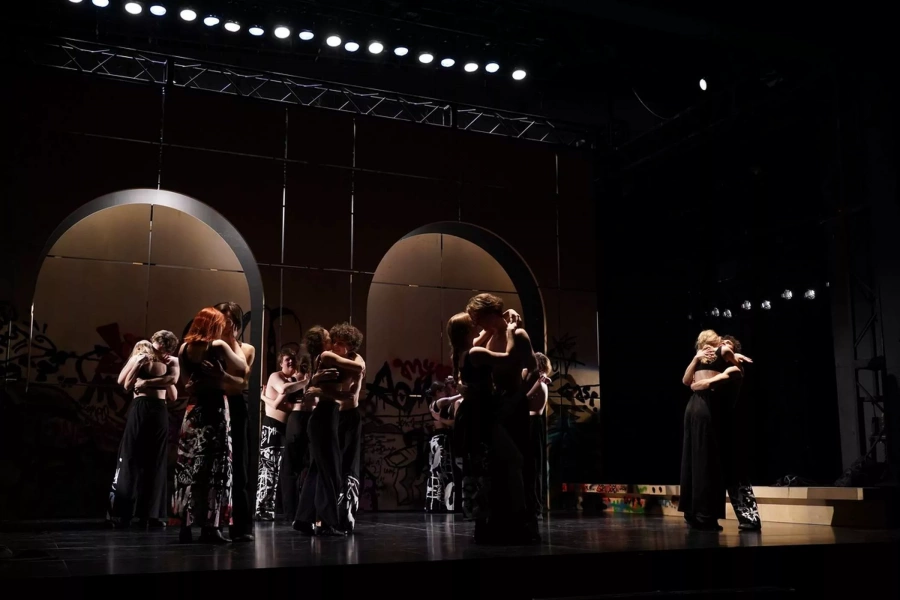 TheatreHD: Ромео и Джульетта во мгле
