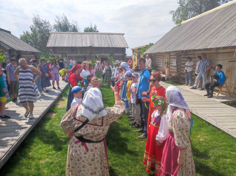 Календарь «живых» традиций