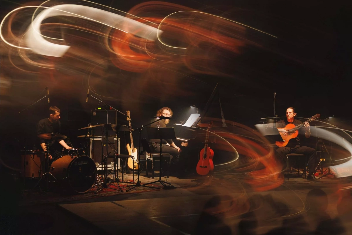 Музыкальная программа «Алексей Стародубцев и «Flamencura Project Trio»