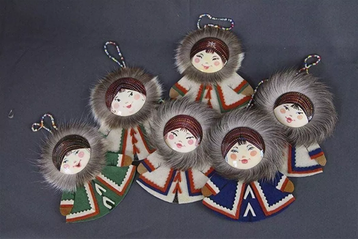 Мастер-класс «Северная красавица (плоскостная кукла)»