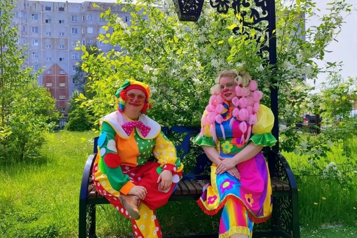 Летняя площадка чтения «Библиозона для летнего газона»