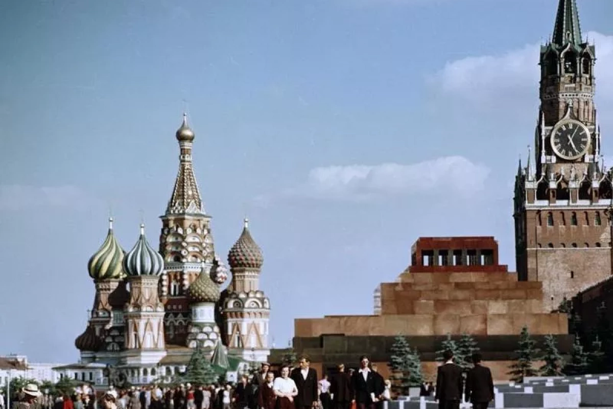 «Путешествие в СССР» - тематический вечер