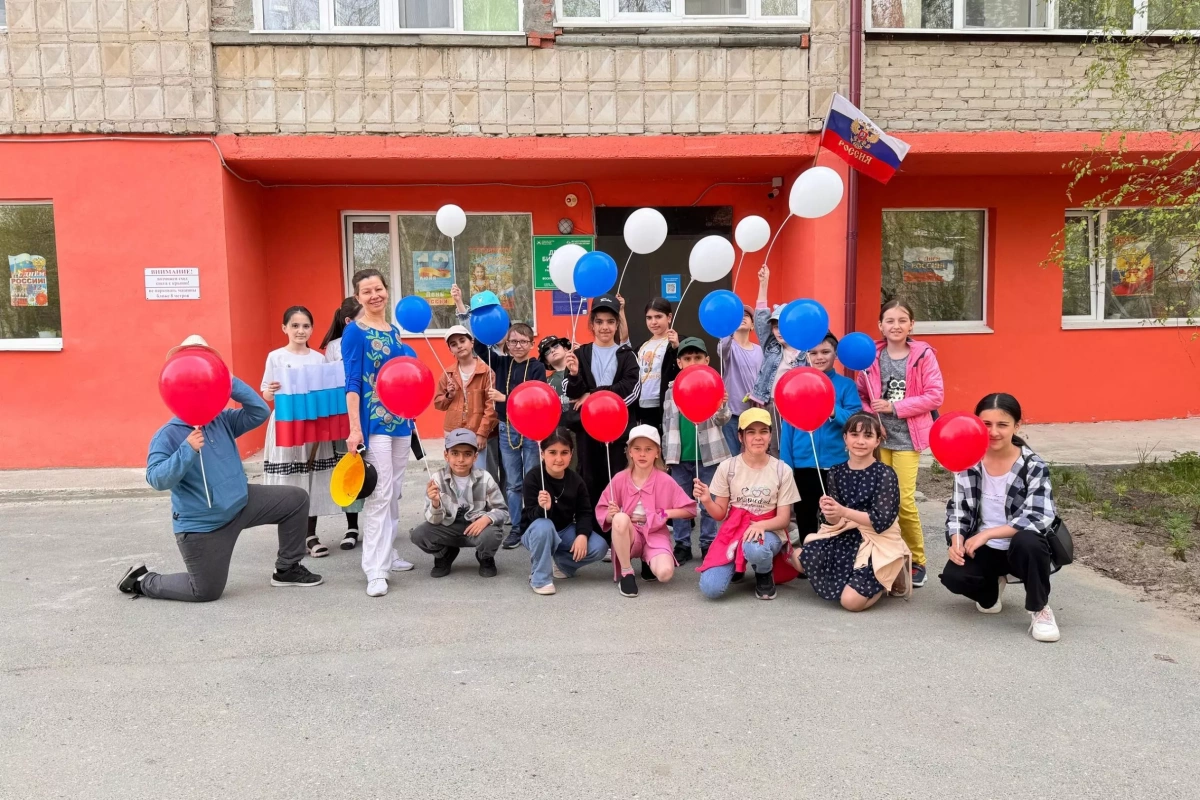 «Нет героев от рожденья - они рождаются в бою»