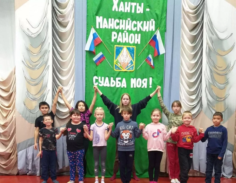 «Все народы на земле должны жить дружно!».