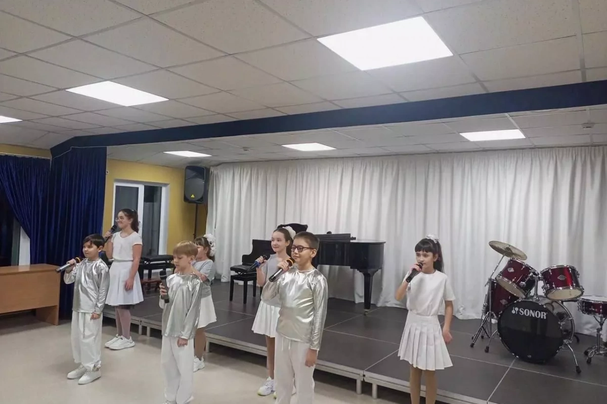 Концерт «В новый год с друзьями»