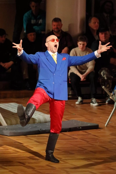 TheatreHD: Черняков. Война и мир
