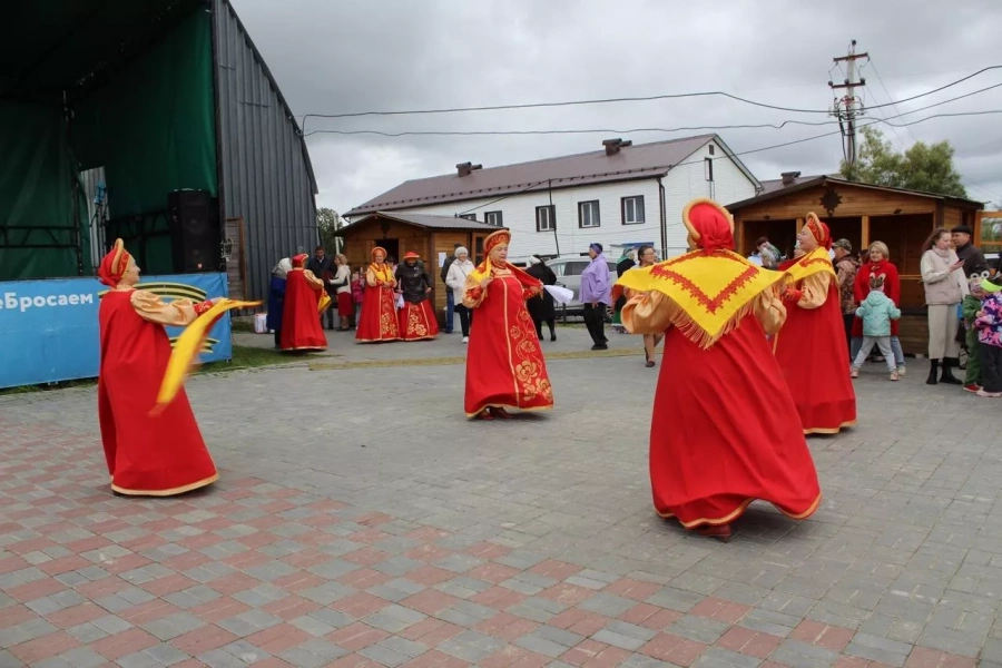 Народное гуляние. День поселка, посвященный 60-летнему юбилею поселка Горноправдинск