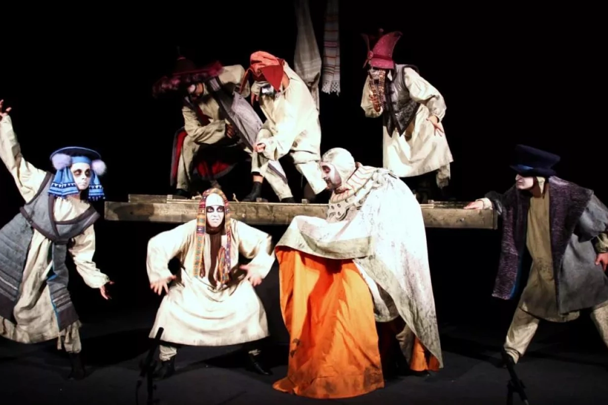 Спектакль «Опыт прочтения пьесы «Король Лир» при дворе царя Гороха»
