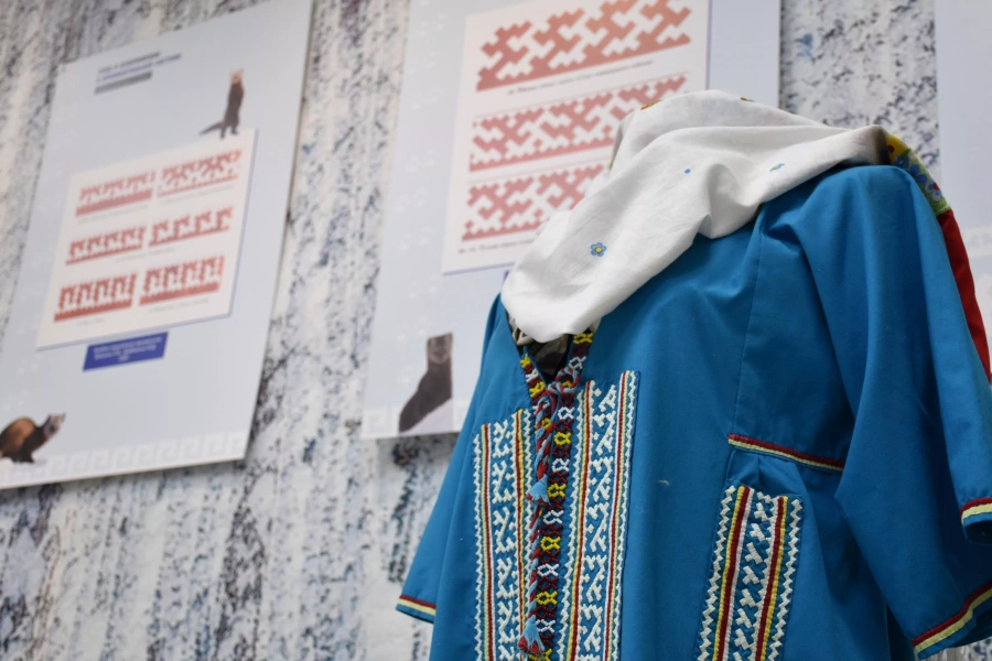 Выставка «След и изображение в орнаментальной системе. Традиционный узор «соболь»