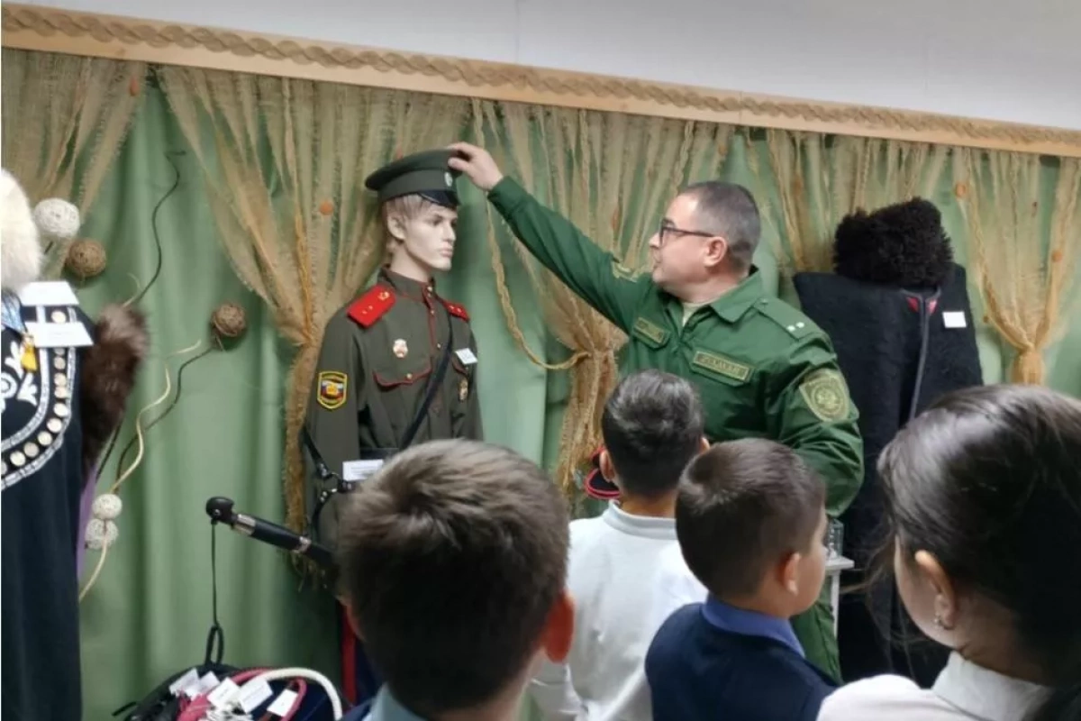 Фольклорно–игровая программа «Казачата–бравые ребята»