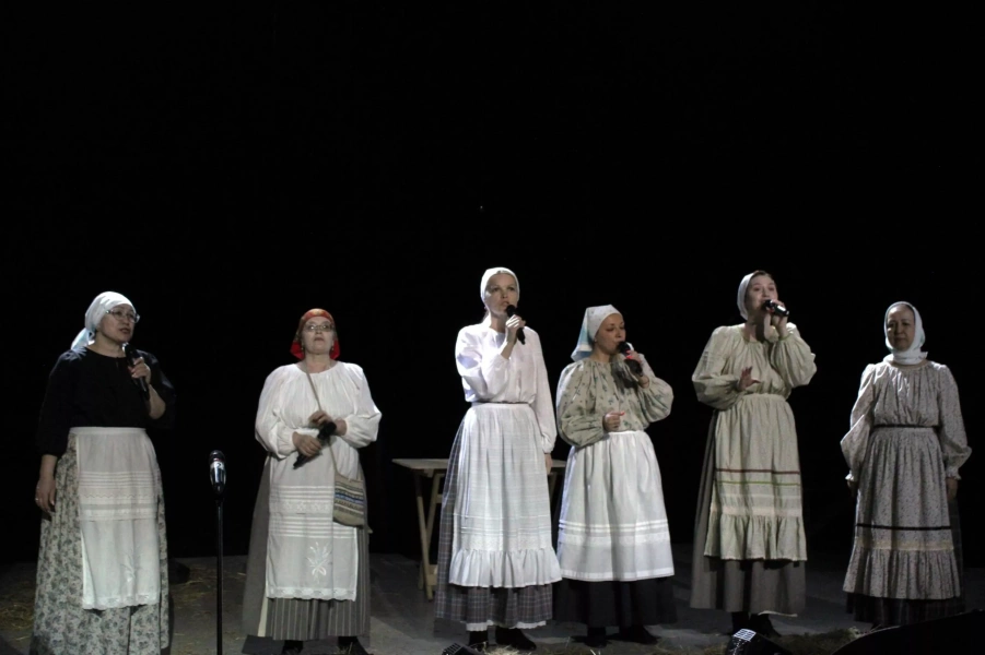 Музыкальный спектакль «Бабоньки»
