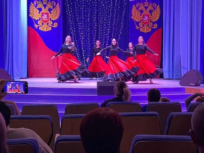 Праздничная концертная программа «В единстве наша сила»