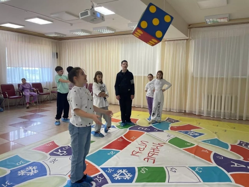 Интеллектуальное путешествие «Умные игры»