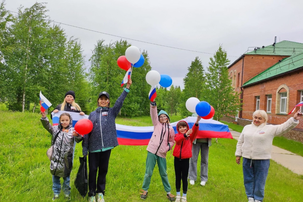 «Споем и спляшем на улице вашей»