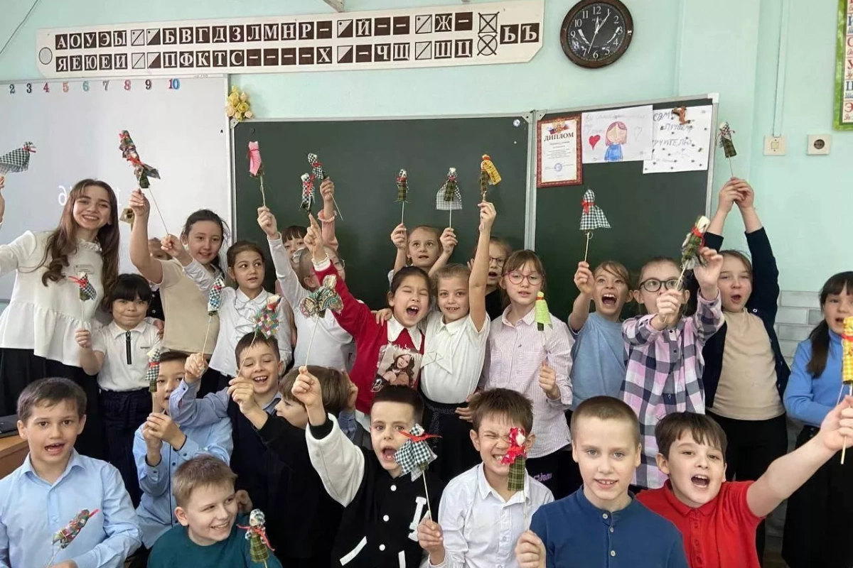 Тематическая экскурсия с элементами практического занятия «Сувенир «Кукла Ворона»