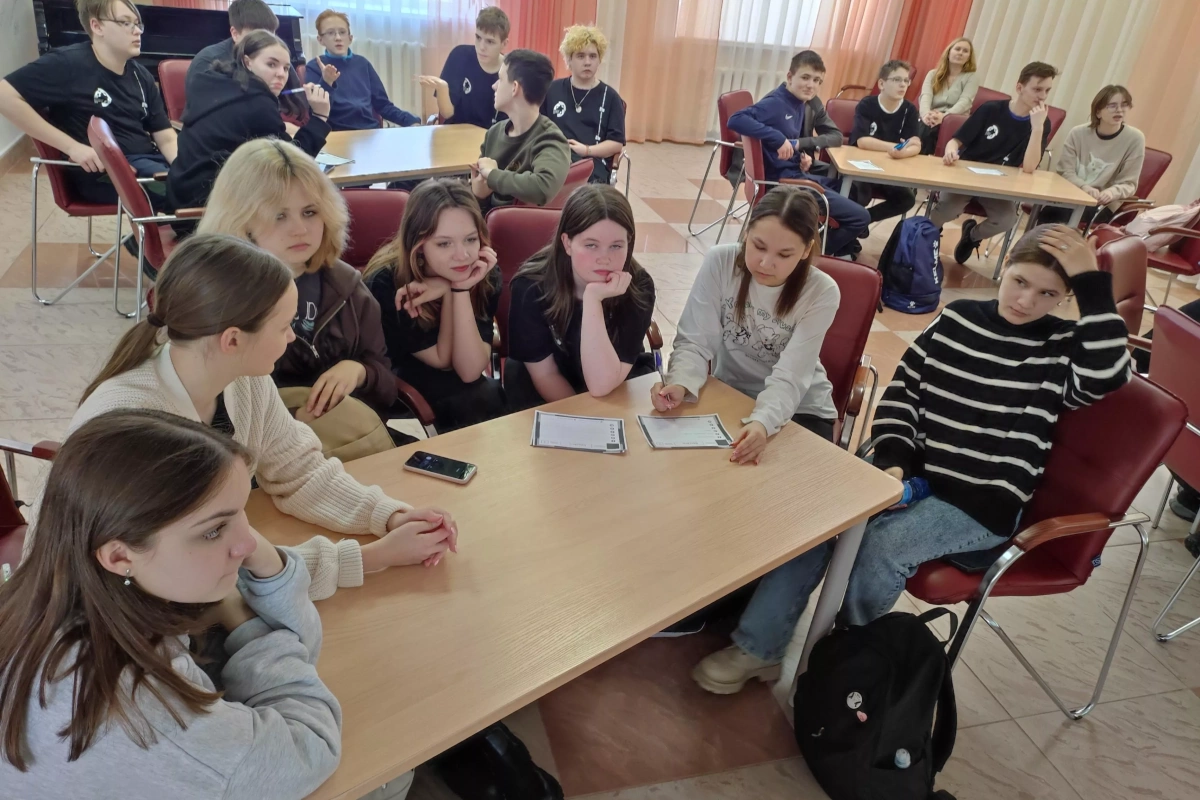 Интеллектуальная игра «Литературная семьи»