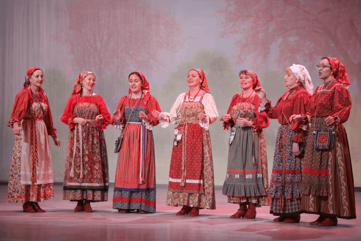 Юбилейный концерт фольклорного ансамбля «Цветень» — «Доля русская, доля женская»