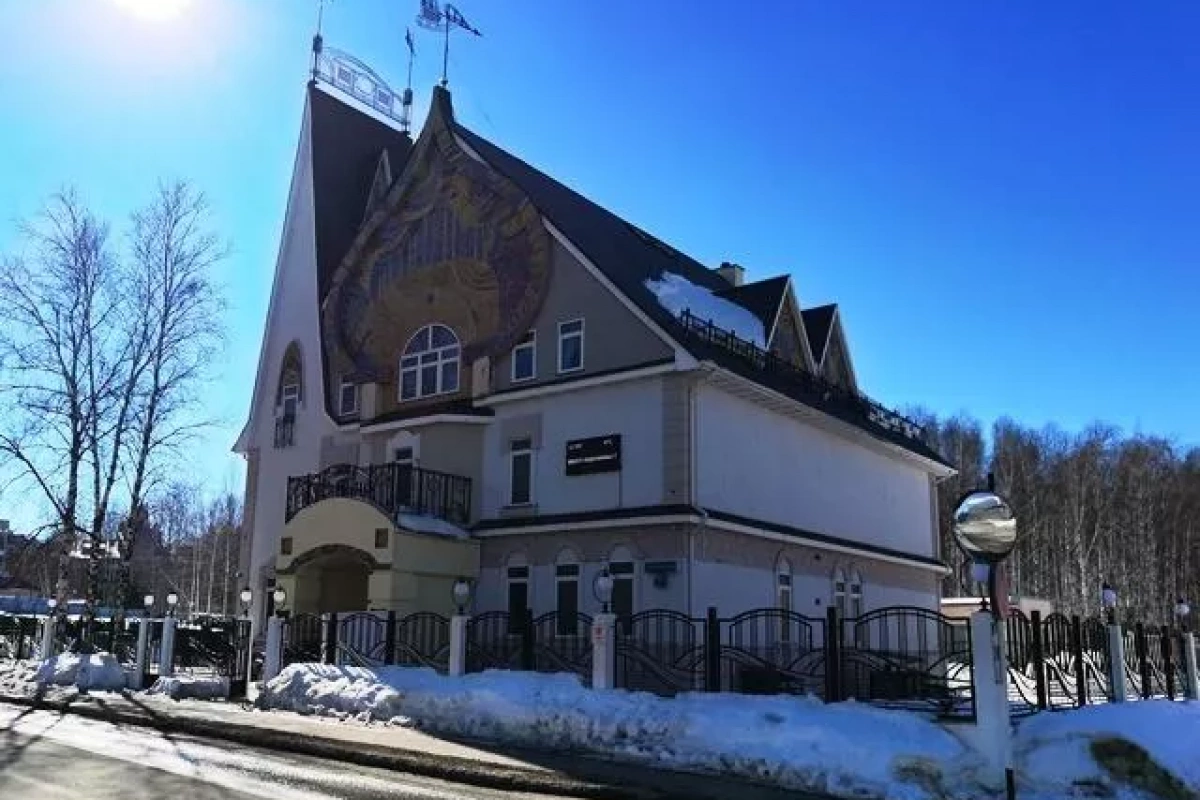 Выставка «Женщине посвящается»