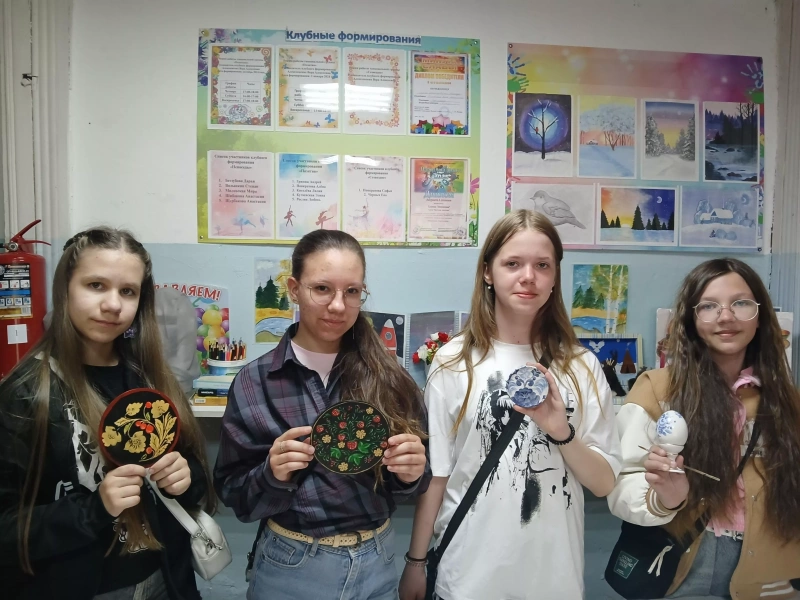 Тематический час «Россия в сердце навсегда»