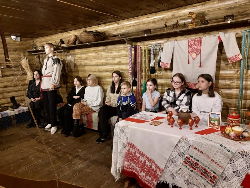 Тематическая экскурсия с элементами практического занятия «Пасхальная композиция»