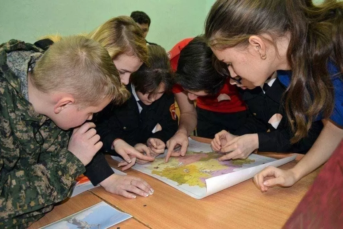 Игра «Защитники отечества»