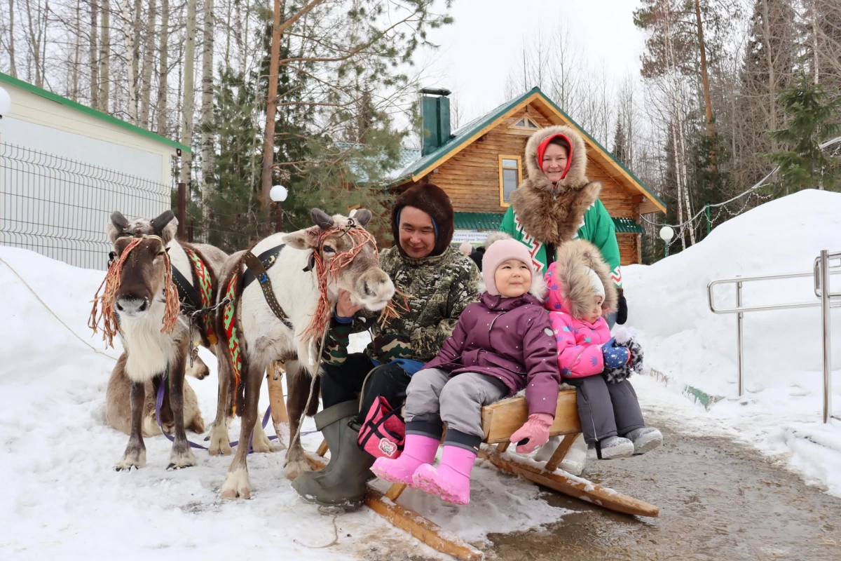 Выставка «Созвучие культур»