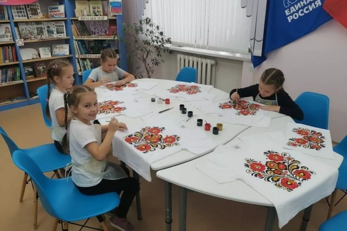 Интеллектуальная игра «Золотая хохлома»